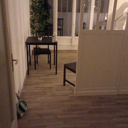 Lumineux Studio Avec Balcon / Cosy Flat With Balcony Apartment Villejuif Exterior photo