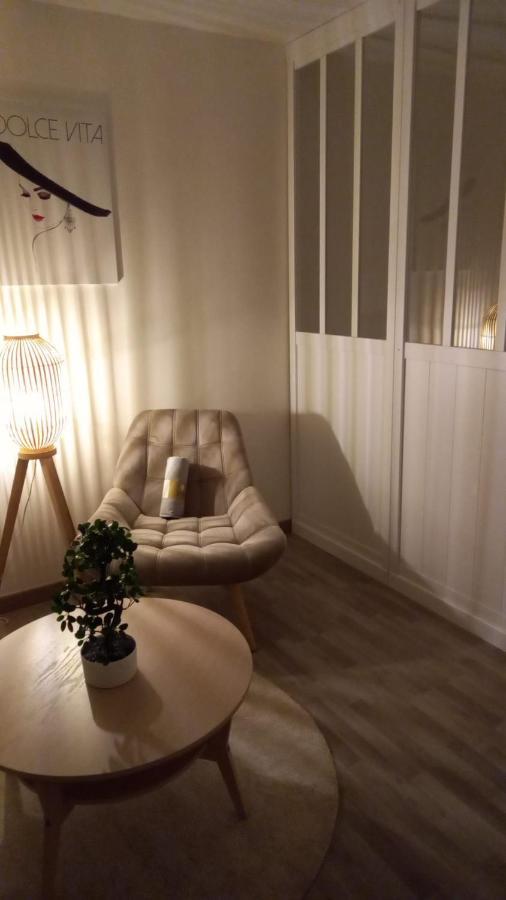 Lumineux Studio Avec Balcon / Cosy Flat With Balcony Apartment Villejuif Exterior photo